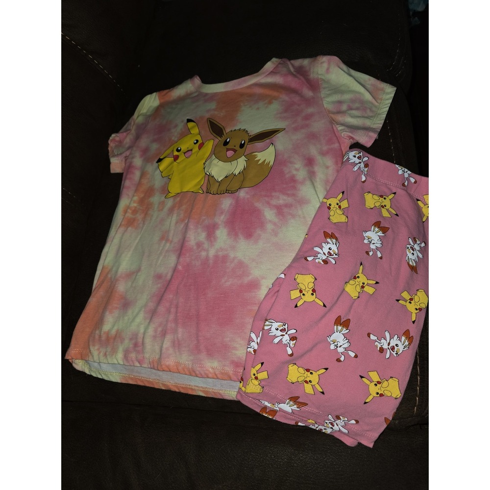 Pokémon‎ pickachu eevee top and shorts size 10 12